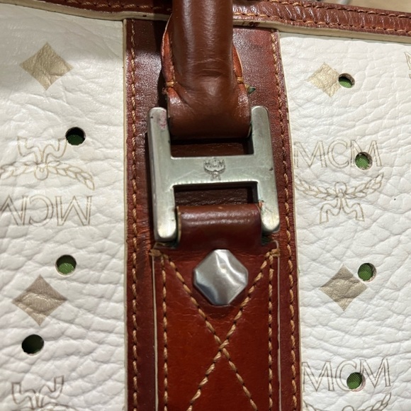 MCM PERFORATED VISETOS HANDBAG - Picture 4 of 16